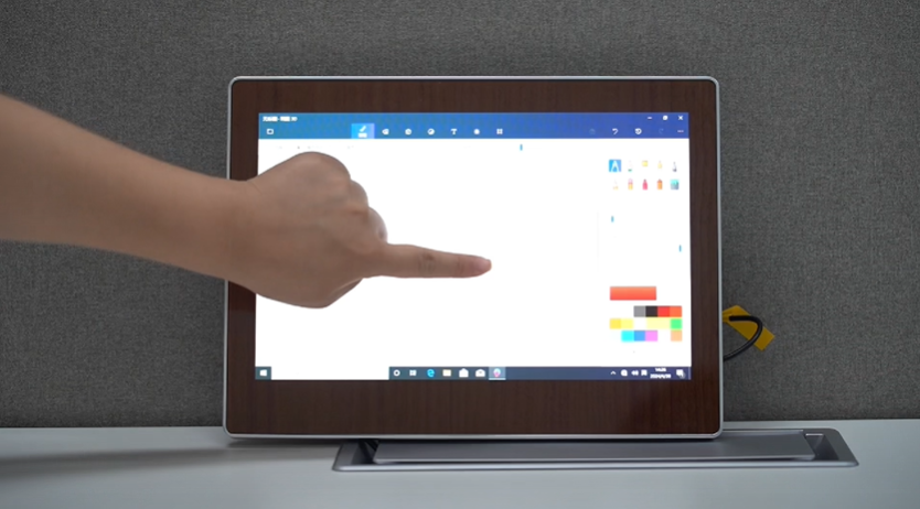 Quali materiali funzionano con touch screen capacitivi?
